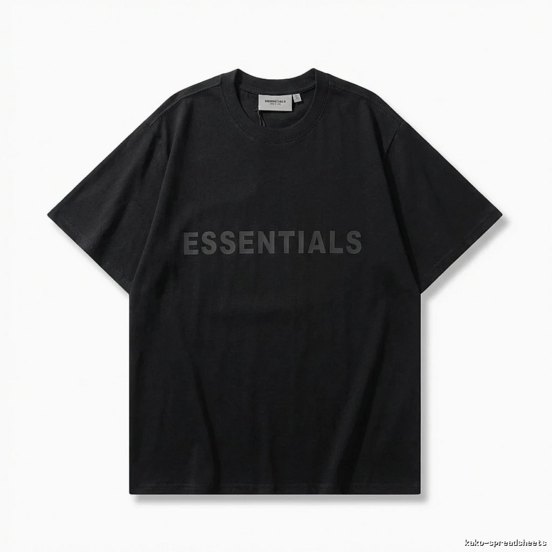 ESSENTIALS minimalist style black T-shirt