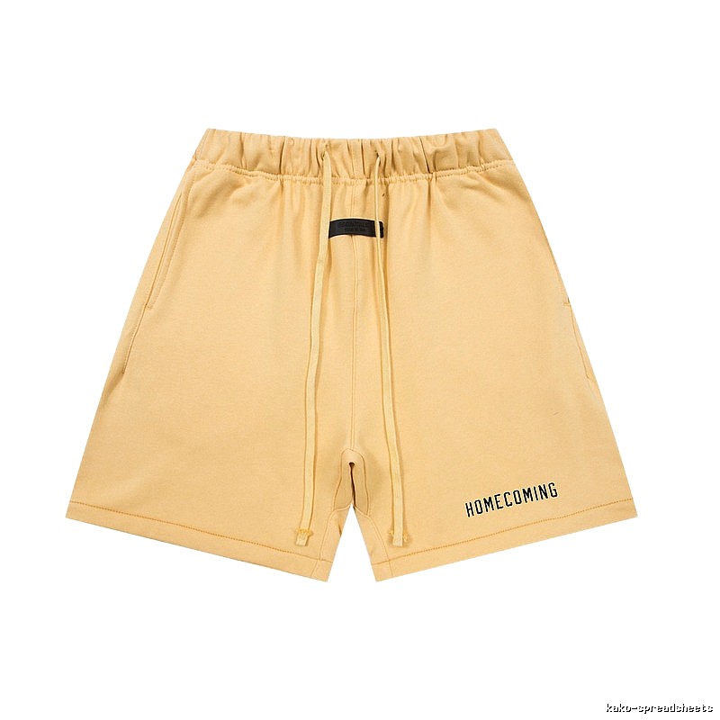 ESSENTIALS minimalist style khaki shorts