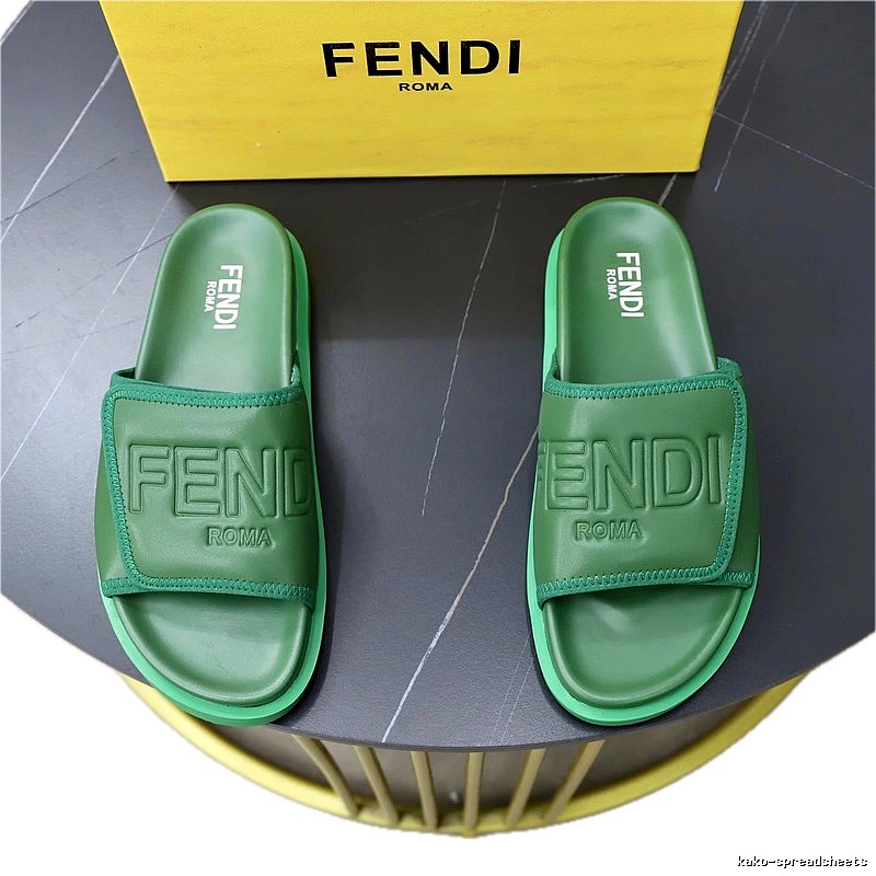 Fendi Roma Collection Minimalist Style Green Slide Sandals