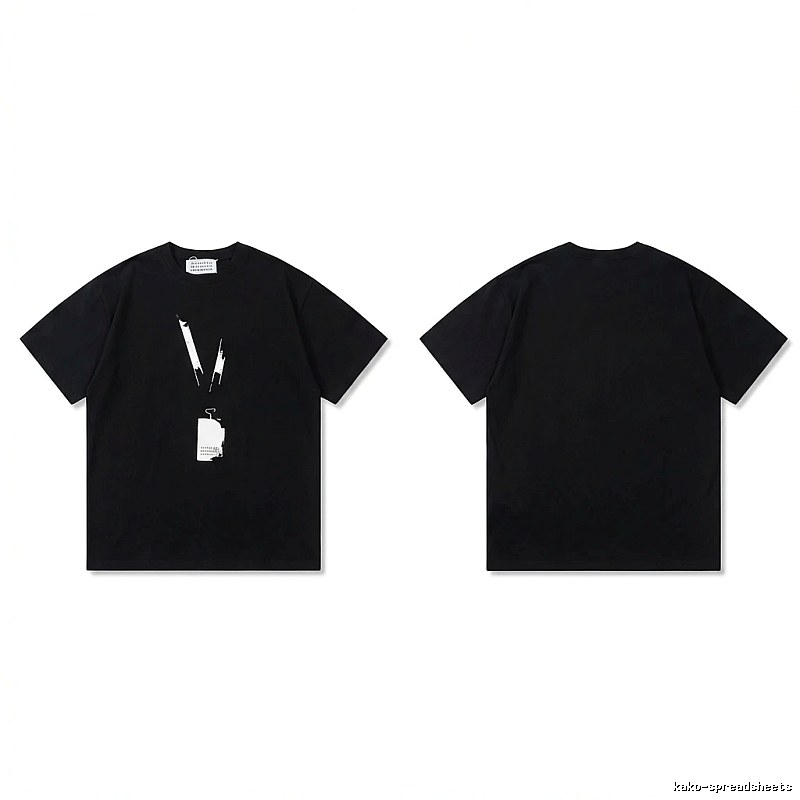 Maison Margiela minimalist black T-shirt