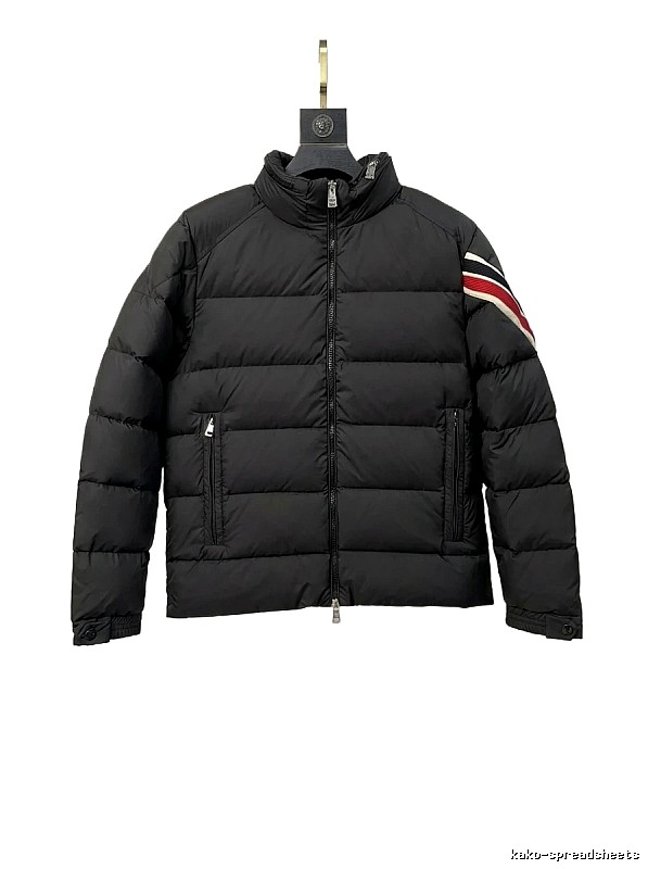 Moncler Fashion Black Down Jacket