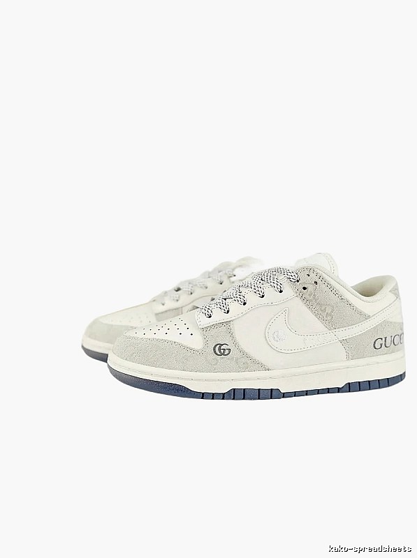 Nike Dunk Co-branded White and Grey Sports Shoes