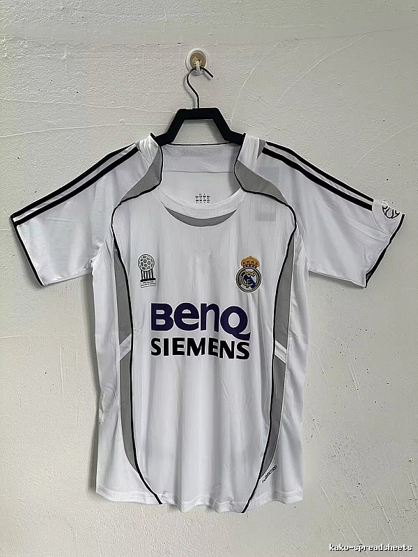 Real Madrid Streetwear Retro Teka soccer jersey White Retro Football with Logo Accent