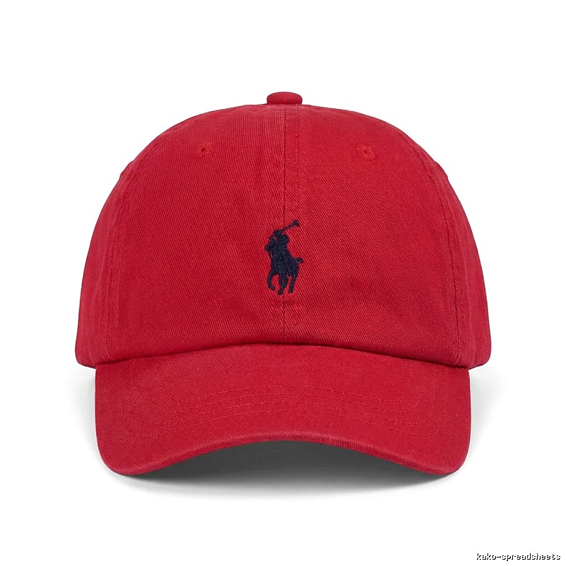 The classic and simple style red hat of Ralph Lauren