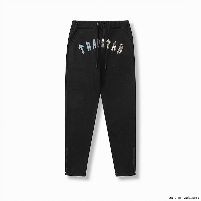 Trapstar street-style black sweatpants