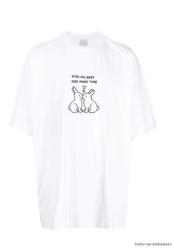 Urban Statement graphic T-shirt Black Colorful Lucky with Casual Appeal