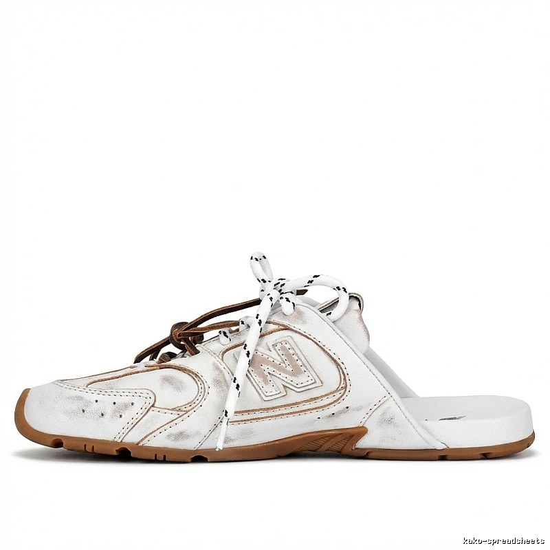 Miu Miu retro-style white slippers